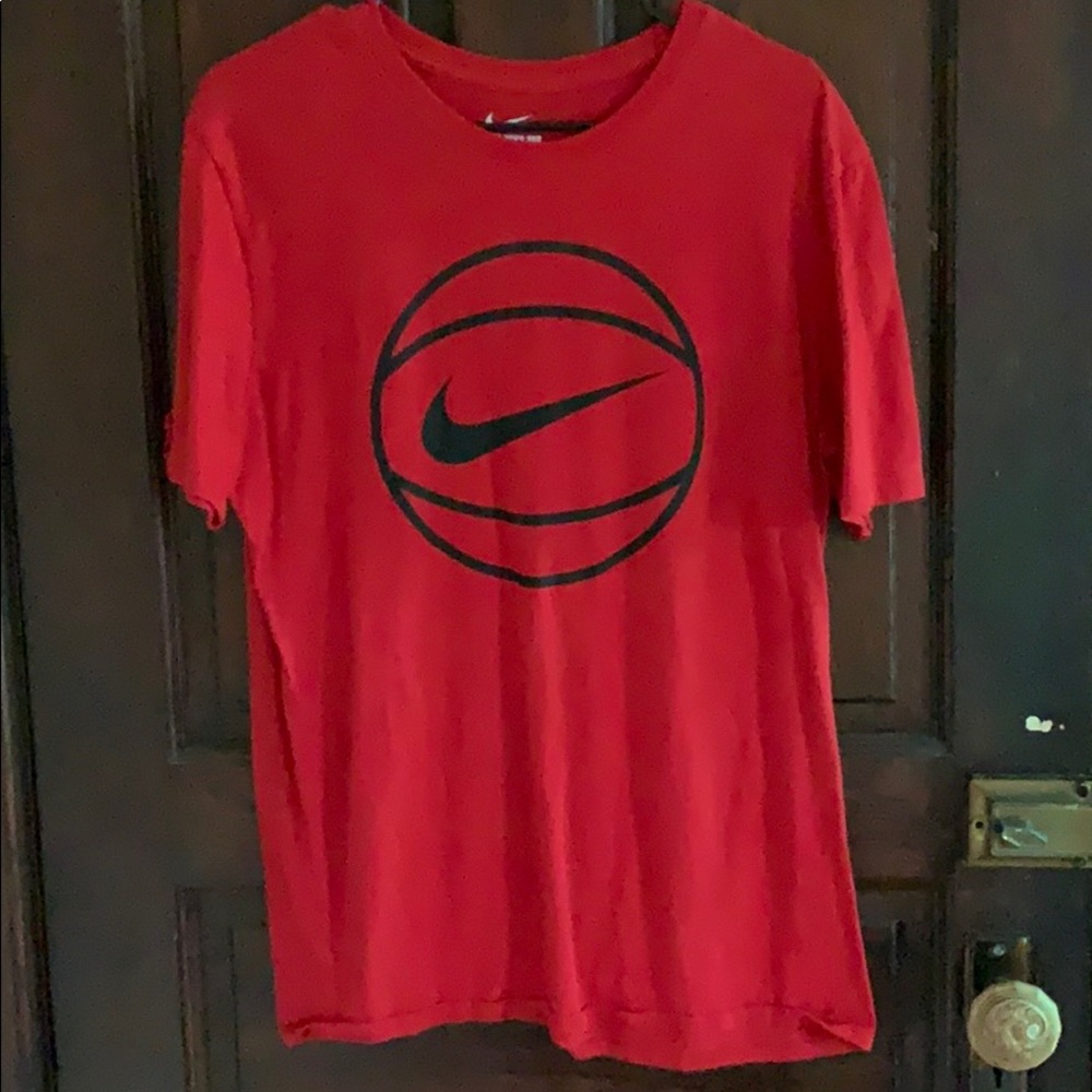 Men’s Nike short sleeve